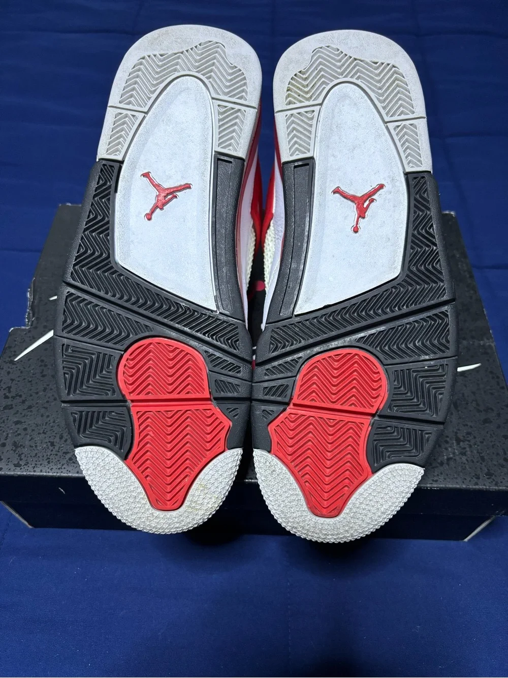 Jordan 4 Retro Red Cement 2023 Size 9.5